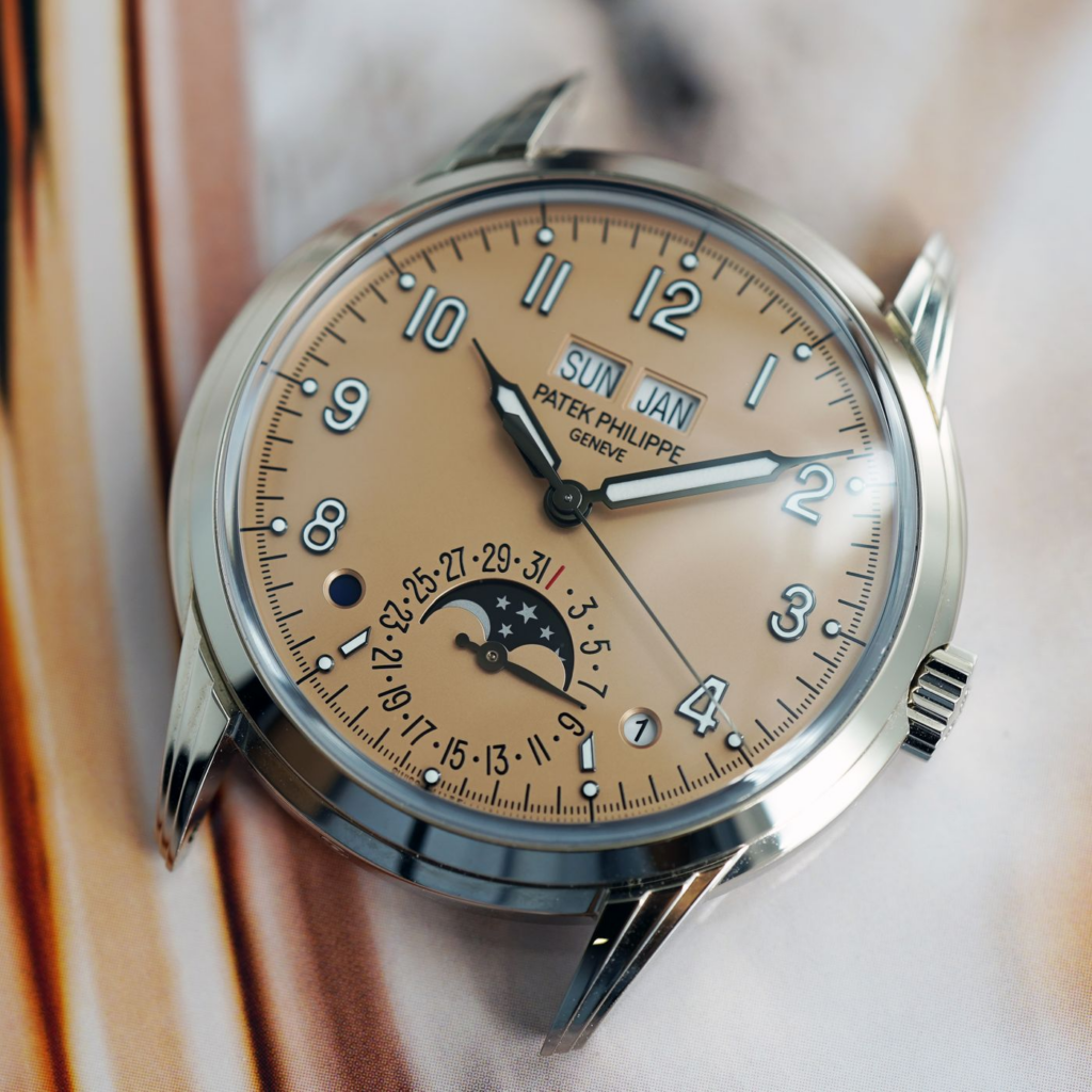 Patek Philippe 5320G-011