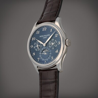  Patek Philippe 5327G-001 